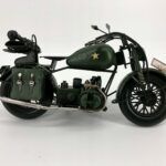 zabawka metalowa MOTOR duży zielony